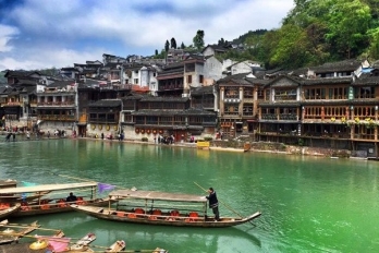 QUÝ CHÂU ĐA SẮC MÀU (TOUR NO SHOP)